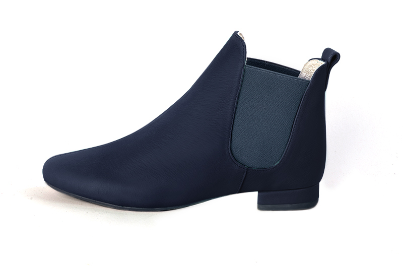 Navy blue women's ankle boots, with elastics. Round toe. Flat block heels. Profile view - Florence KOOIJMAN